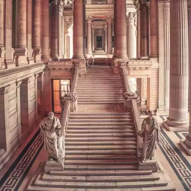 Tribunal et procédure judiciaire après un accident de la route impliquant une victime