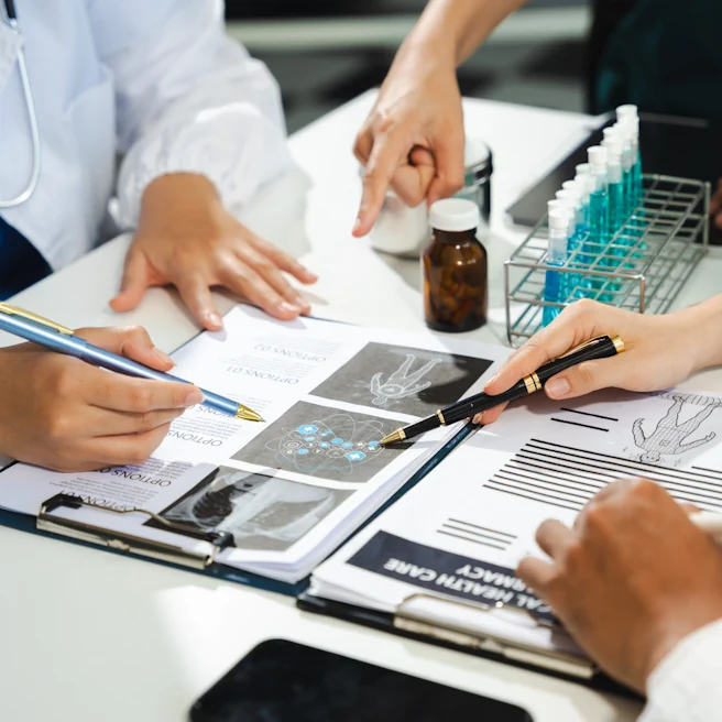 Analyse d’un rapport d’expertise médicale par plusieurs intervenants dans un dossier de dommage corporel